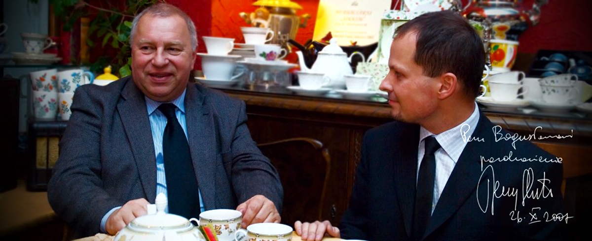 Jerzy Stuhr w Herbaciarni Sikkim