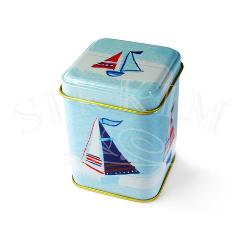 Puszka `Żagle` kwadratowa 50g